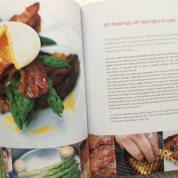 Jamie's Kitchen by Jamie Oliver 1st Edition - Picture 5 of 6